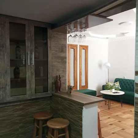 Jacquard Apartment In The Centre Of Kutaisi Dış mekan fotoğraf