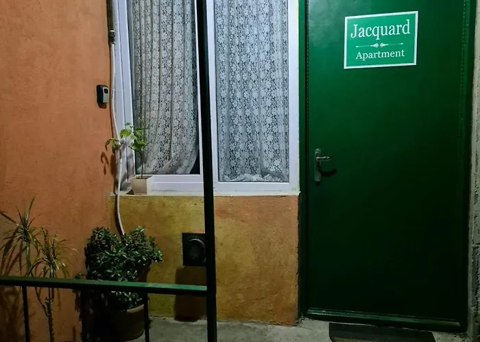 Jacquard Apartment In The Centre Of Kutaisi